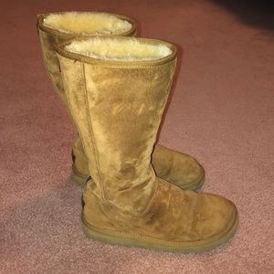 Tall zip-back Ugg boots